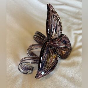 Vintage blown glass flower with twisted stem